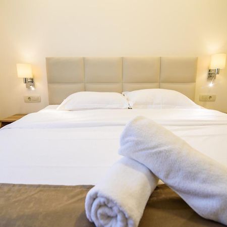 פרומאינה Apartments Leone Lukas חדר תמונה