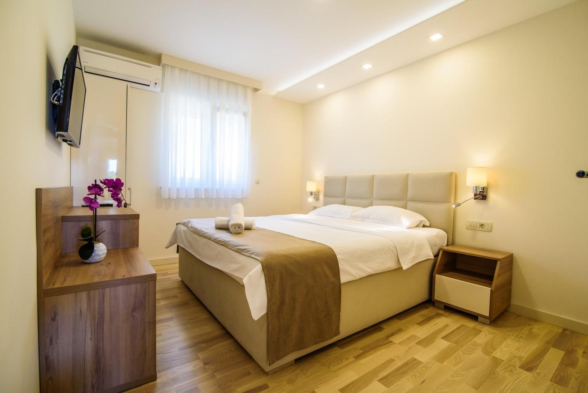 פרומאינה Apartments Leone Lukas חדר תמונה
